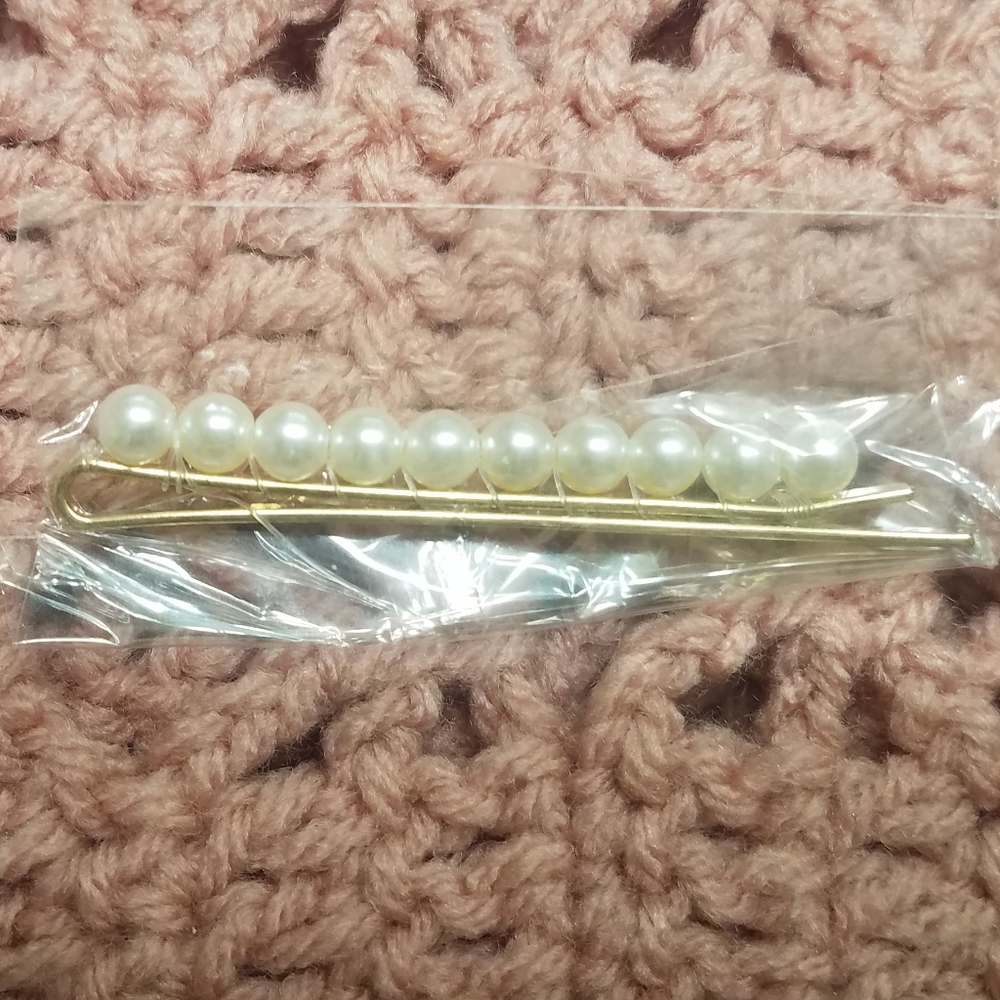 Embellished Pearl Hair Pin